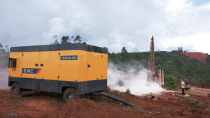 LIUGONG Portable 25 bar Diesel Screw Air Compressor for <strong>Mining</strong> Water Well Drilling <strong>Rig</strong> - Product Image 6