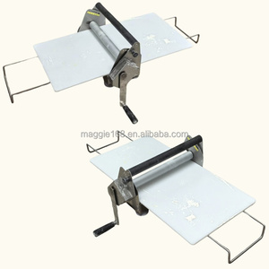 Machine à plastifier la pâte commerciale manuelle pour le pressage de croissants de pâte Machine de fabrication de rouleaux de pâtisserie japonaise - Product Image 4