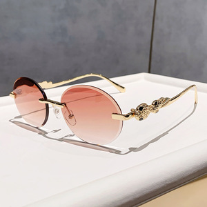 Gafas de Sol Ovaladas sin Montura, Lentes Degradadas, Protección UV400, Estilo Retro, Unisex, para Adultos, Moda para Exteriores - Product Image 1