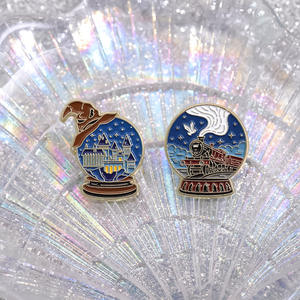 Accesorios <span class=keywords><strong>de</strong></span> Halloween personalizado negro níquel bruja <span class=keywords><strong>tren</strong></span> mágico Castillo solapa Pin broche bola <span class=keywords><strong>de</strong></span> cristal hechizo artesanías <span class=keywords><strong>de</strong></span> Metal - Product Image 4