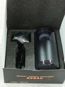Diffuseur d'huiles essentielles portable intelligent à capteur, de luxe, à nano-brume, rechargeable et automatique pour voiture - Vente en gros - Product Image 5