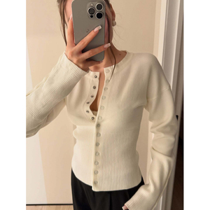 Autunno nuovo <span class=keywords><strong>Cardigan</strong></span> francese classico maglione lavorato a maglia <span class=keywords><strong>Basic</strong></span> girocollo Casual <span class=keywords><strong>Cardigan</strong></span> lavorato a maglia - Product Image 4