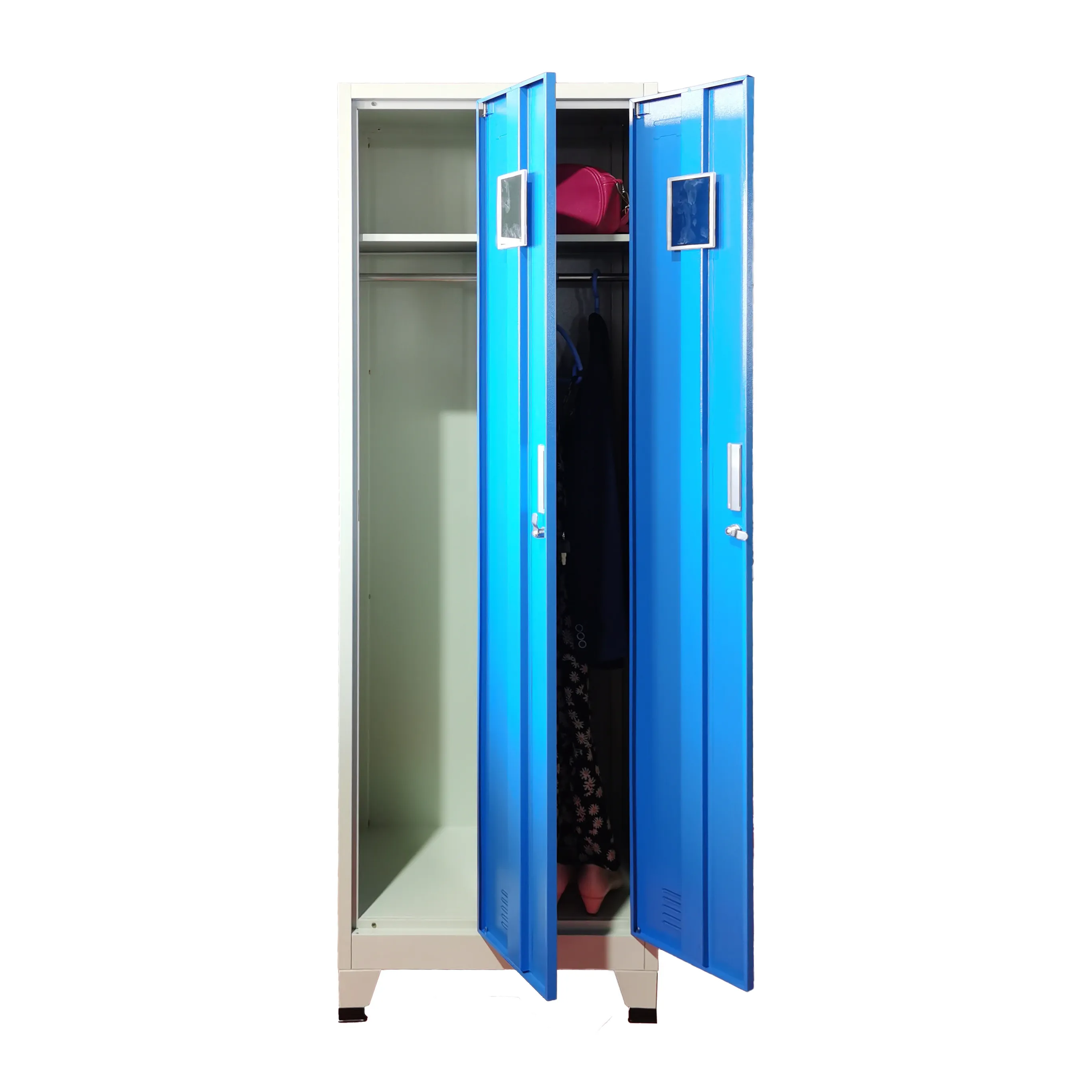 Металлический шкаф с двумя дверями
