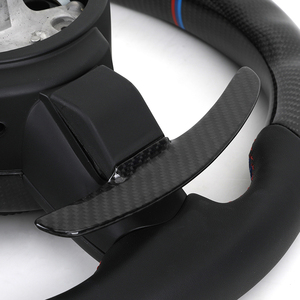 Volante Deportivo Personalizado de Fibra de Carbono Negra con LED y Rayas Rojas y Azules para <span class=keywords><strong>BMW</strong></span> M F10 E71 E70 F30 X3 M3 F15 F80 M4 X1 - Product Image 5