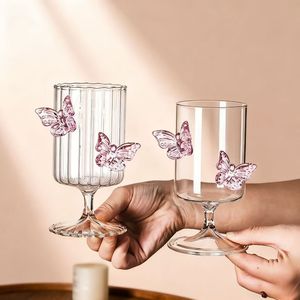 Copa de cristal de mariposa Rosa 3D romántica, copas de <span class=keywords><strong>vino</strong></span> de tallo a rayas elegantes para <span class=keywords><strong>vino</strong></span> tinto blanco, diseño bonito para el Día de San Valentín - Product Image 2