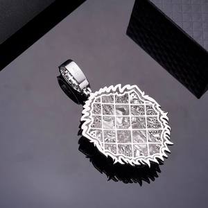 Liontin Kepala Singa Bulat Berlapis Emas 925 Sterling <span class=keywords><strong>Silver</strong></span> dengan Enamel Hijau Cz untuk Pria, Penjualan Terlaris <span class=keywords><strong>2025</strong></span> - Product Image 4