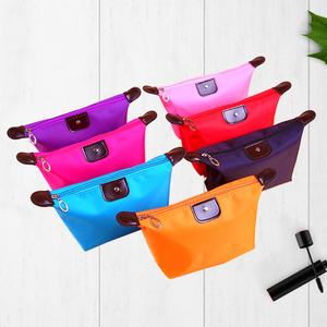 Bolsa de Maquillaje Cosmética Plegable Impermeable Personalizada de Fábrica - Product Image 2