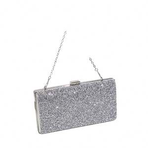 Sac a cadeaux de mariage indien doux et elegant avec poignee en dentelle <b>gota</b> multicolore en soie - Product Image 4