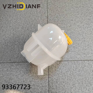 Réservoir d'extension <span class=keywords><strong>de</strong></span> récupération <span class=keywords><strong>de</strong></span> <span class=keywords><strong>liquide</strong></span> <span class=keywords><strong>de</strong></span> <span class=keywords><strong>refroidissement</strong></span> <span class=keywords><strong>de</strong></span> radiateur <span class=keywords><strong>de</strong></span> moteur <span class=keywords><strong>de</strong></span> voiture 93367723 pour <span class=keywords><strong>Opel</strong></span> <span class=keywords><strong>Corsa</strong></span> - Product Image 4