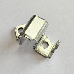 Pièces en métal aluminium CNC à 5 axes personnalisées Découpe au laser et pressage de prototypes en acier inoxydable Fabrication de tôle - Product Image 5