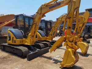 Mini-excavatrice Komatsu PC55 d'occasion à prix avantageux, excavatrice compacte sur chenilles, documents d'exportation complets, livraison rapide dans le monde entier - Product Image 5