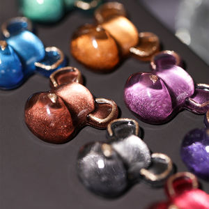 Perle de verre Cat Eye Gel <span class=keywords><strong>Vernis</strong></span> à ongles Porcelaine Flash Laser <span class=keywords><strong>Vernis</strong></span> <span class=keywords><strong>Vernis</strong></span> à ongles étincelles émaux <span class=keywords><strong>semi</strong></span>-permanents professionnels - Product Image 5