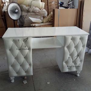 Arredamento e Attrezzatura per Salone di Bellezza Tavoli per Onicotecnica Scrivania per Unghie in Pelle <span class=keywords><strong>Tavolo</strong></span> Manicure in Cristallo e Set di Sedie - Product Image 3