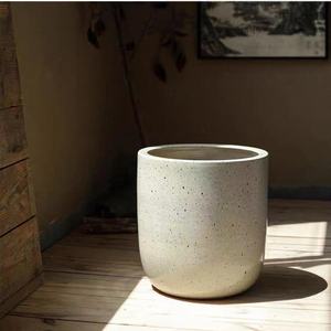 <span class=keywords><strong>Grande</strong></span> vaso di fiori nordico moderno vaso di ceramica per <span class=keywords><strong>balcone</strong></span> piante verdi famiglia decorazione arredamento per la casa oggetto decorativo - Product Image 2