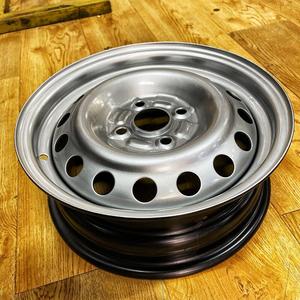 Jantes de roue de <span class=keywords><strong>remorque</strong></span> à trou circulaire <span class=keywords><strong>13</strong></span> "14" 15 "4 trous roue en acier personnalisation de taille multiple - Product Image 3