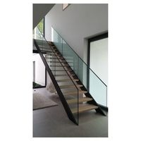 Escalier moderne Prima, monoléger, en bois, droit, marches en bois de chêne, escalier droit à vendre