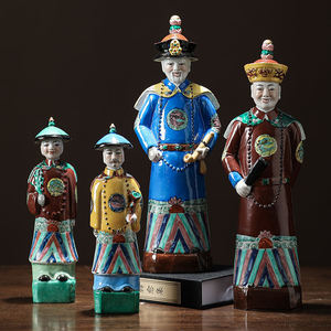 Dynastie Qing petites personnes ornements de décor en céramique porcelaine bleue et blanche figurine d'empereur artificielle pour les décorations de voiture