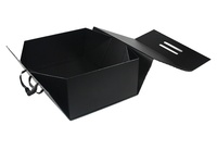 Boîte-cadeau en carton noir de luxe avec impression de gaufrage élégante conception pliante personnalisée pour chaussures vêtements fermeture à rabat magnétique