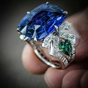 Anello Vintage con Gemma Blu a Forma di Cuore per Donne, Elegante Gioiello da Dito - Product Image 5