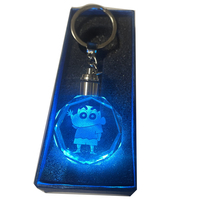 Porte-clés cristal de personnage de dessin animé mignon Crayon Shin-chan lanière d'autodéfense porte-clés Led pour pendentif Pokemon avec sangle en peluche