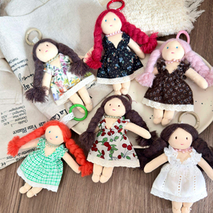 Porte-clés poupée en tissu personnalisé avec robe à dentelle, mini poupée en peluche, pendentif style vintage, breloque <span class=keywords><strong>de</strong></span> sac, motifs écossais et floraux - Product Image 1