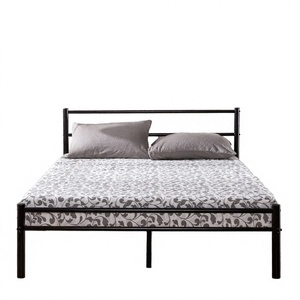 Cadre de lit Queen en métal avec tête et pied de lit, rangement de 14 pouces - Meuble de chambre à coucher au design moderne - Product Image 4