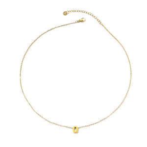 Collar con colgante de acero inoxidable 316L chapado en oro PVD con dije en forma de O, diseño minimalista para uso diario. - Product Image 2