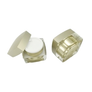 Fabricant/vente <span class=keywords><strong>en</strong></span> gros ODM fournisseur usine RUIPACK OEM personnalisé 5ml 15ml 30ml 50ml <span class=keywords><strong>pot</strong></span> <span class=keywords><strong>en</strong></span> plastique <span class=keywords><strong>de</strong></span> <span class=keywords><strong>forme</strong></span> carrée <span class=keywords><strong>en</strong></span> acrylique à double paroi/vide soin du <span class=keywords><strong>visage</strong></span> conteneur <span class=keywords><strong>de</strong></span> bouteille <span class=keywords><strong>de</strong></span> crème cosmétique couvercle à vis - Product Image 1