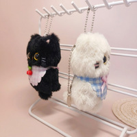 Porte-clés en peluche chat kawaii avec tablier, chaton en peluche doux, breloque de sac, accessoire à suspendre au véhicule