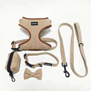 Conjunto de arnés de terciopelo de lujo para mascotas, cómodo Collar de perro de PVC, lazo de aleación, cinta pequeña y mediana, fibra de goma de silicona, nailon y poliéster - Product Image 1