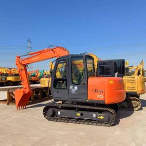 Offre Spéciale : Excavatrice Hitachi ZX70 d'occasion, 7 tonnes, hydraulique, 40,5 kW, faible nombre d'heures de travail, machine de construction d'origine japonaise - Product Image 1