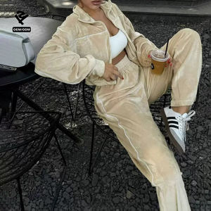 F5169 ensemble deux pièces pour femmes vêtements pour femmes haut court en velours et pantalon à jambes larges ensemble Y2k décontracté Streetwear survêtement pour femmes - Product Image 2