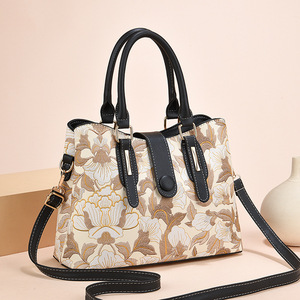 Nuevos Bolsos de Hombro de Cuero para Mujer, Bolsos de Mano Vintage Retro con Grabado, Bolso Clutch para Dama - Product Image 4