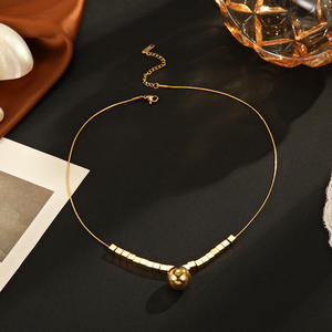 Collar De Orbe y cuboide geométrico chapado en oro de 18 quilates-Cadena de clavícula de acero inoxidable de hip-hop urbano con borde modular - Product Image 2