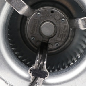 Ventilador de Refrigeración LCL con Brida ebmpapst D2E146-AP47-01 1.31/1.45A 230V 300W 50HZ 60HZ 2050RPM para Inversores, Alemania - Product Image 5