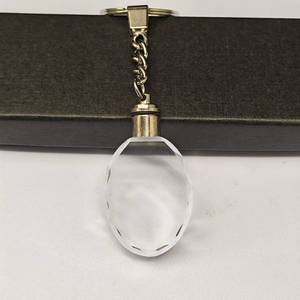 Hot Selling Customized Laser Engraving Image Wedding Gift Led Light Glass Keychain for Souvenirs