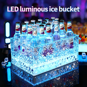 Seau à glace lumineux à LED pour fête Seaux à glace en plastique pour bière, bacs à boissons Seau à bière Porte-<span class=keywords><strong>bouteille</strong></span> <span class=keywords><strong>de</strong></span> <span class=keywords><strong>vin</strong></span> - Product Image 3