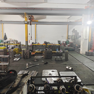 Đồ dùng nhà bếp <span class=keywords><strong>push</strong></span>-nút cách nhiệt chân không Flask khuôn mẫu cà phê nồi bình Bình phun đúc dụng cụ tùy chỉnh Ấm đun nước khuôn nhựa - Product Image 5