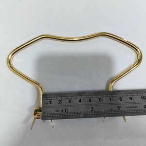 Asa metálica para bolsos Hongyuan, color oro claro y bronce, color sólido, para cajas, primavera 2024 - Product Image 2