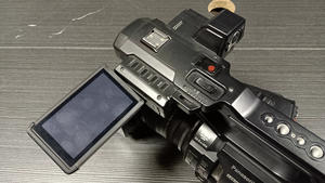 Caméra vidéo AG-UX90 <span class=keywords><strong>4K</strong></span> caméscope d'occasion à zoom optique 20x avec fonction de vote pour une utilisation en conférence - Product Image 3