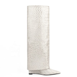 גודל 44 נשים אבן הדפסת הברך גבוהה מעצב נעלי טריז עקבים מקופלים כריש מגפי מנעול ירוק מחודד הבוהן כיסוי נעליים - Product Image 6