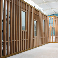 Panneau de cloison de plafond en tube de bois personnalisé wpc tube carré bois plastique composite bois creux