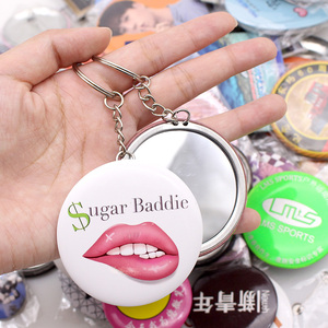 Op maat gemaakte ronde blikken knoopsbadge met lenticulaire print, 32mm 37mm 44mm 58mm, anime, voor op het shirt - Product Image 3