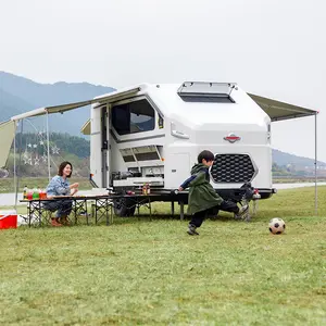 OEM 20ft Semi Off Road Electric Camping Van All Road RVs 2023 Grand Caravan With 2 Bunks