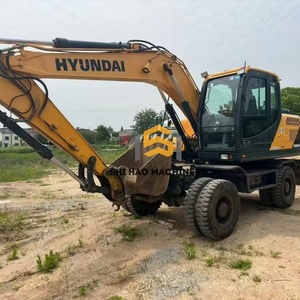 Moteur Hyundai Cummins durable pour excavatrice d'occasion de 15 tonnes R150WVS, idéal pour les projets agricoles et de petite construction en France - Product Image 1