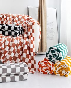 Couverture réversible en peluche 60x80 pouces, 300 GSM, grand motif quadrillé, pour canapé, fauteuil, bureau, literie, chaude, épaisse, douce, noire - Product Image 6