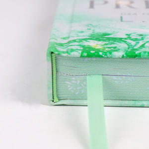 Creación de Libros de Tapa Dura Personalizados de Fábrica, Impresión de Libros de Edición Especial con Bordes Pintados y Estampados Multicolores - Product Image 4
