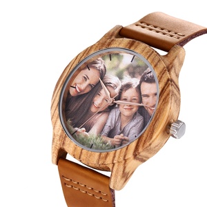 Montre à quartz pour homme Kunhuang 1007 avec cadran en bois personnalisable avec des photos de famille - Product Image 3