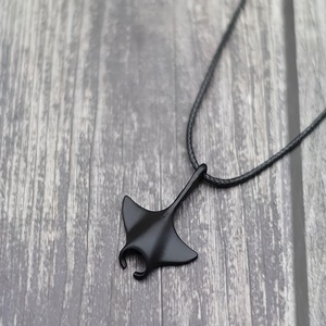 Yunniqeu Collar con colgante de rayo de diablo, negro y plateado, chapado en plata, joyería de moda unisex para hombres y mujeres - Product Image 6