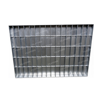 Plaque de Grille Extérieure Antidérapante en Acier Inoxydable Galvanisé Moderne et Durable, Résistante au Feu, à Motif Damier